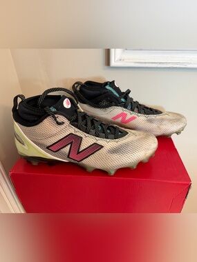 New Balance Lacrosse Cleats - Mens 9.5